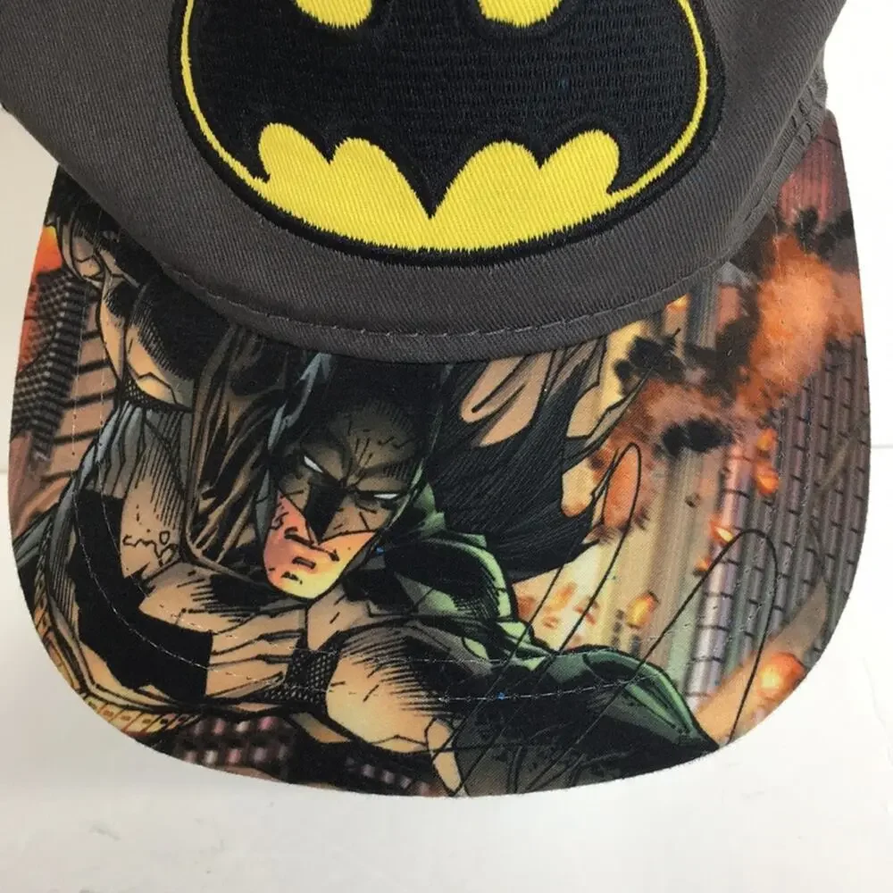 Batman DC Comics Youth Size Snapback Hat Cap‎ Dark Gray w/Graphic & Bat Patch